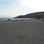 فندق مبيت وإفطار Sirman