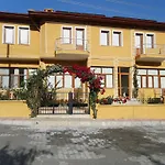 Bed and breakfast Sirman 3*